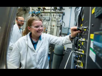 "Apply for the Summer 2026 NETL internship program! Gain hands-on STEM research experience, mentorship, stipend, and professional growth at the National Energy Technology Laboratory. Apply by Jan 7, 2026